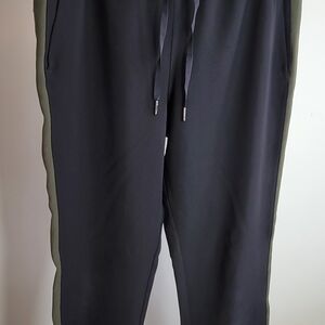 Lululemon Athletica Black and Gray Trousers with Relaxed Fit